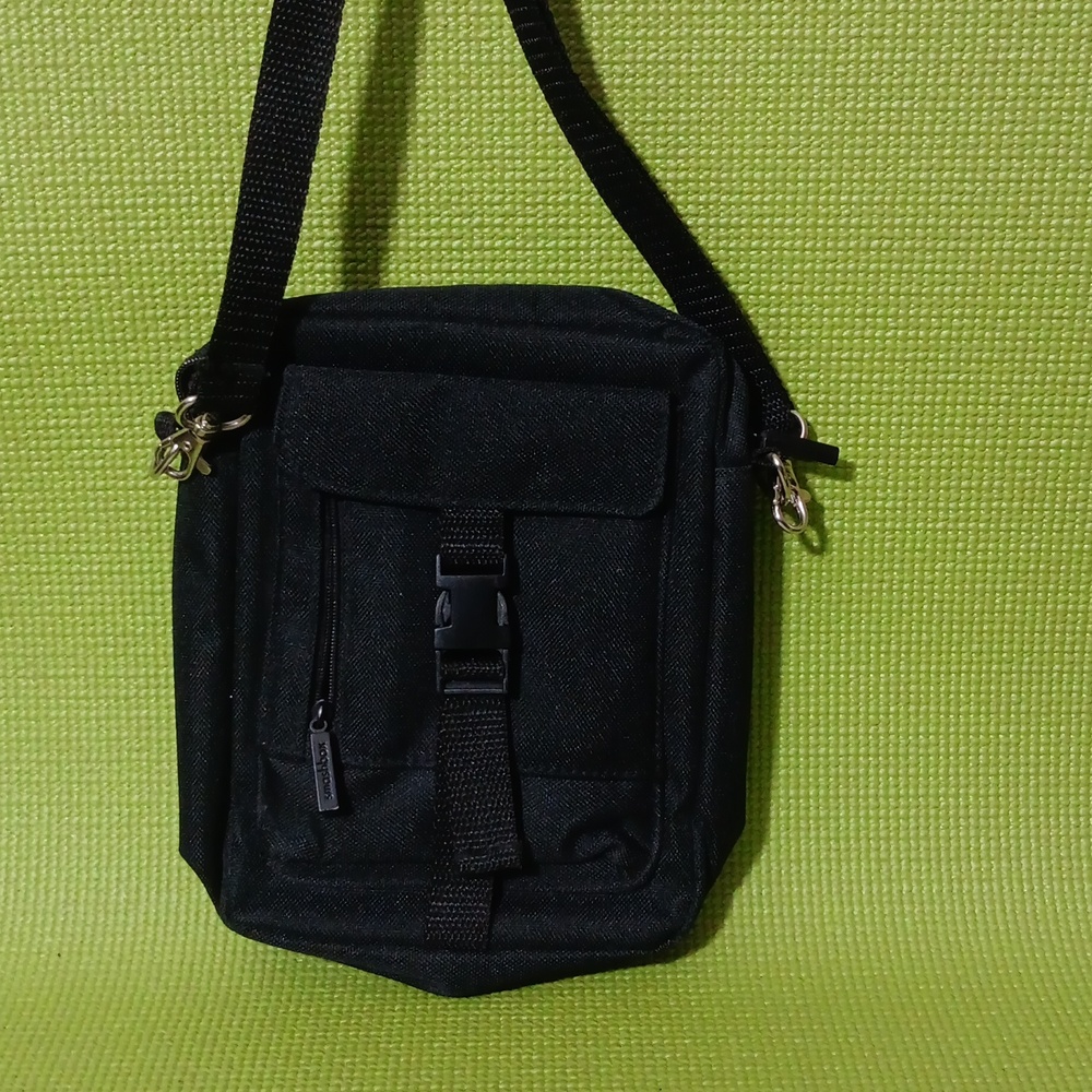 Smashbox Black Messenger Bag